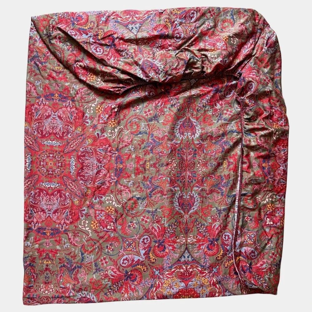 Ralph Lauren Galahad Queen Size Fitted Sheet Red Floral Paisley Cotton Sateen